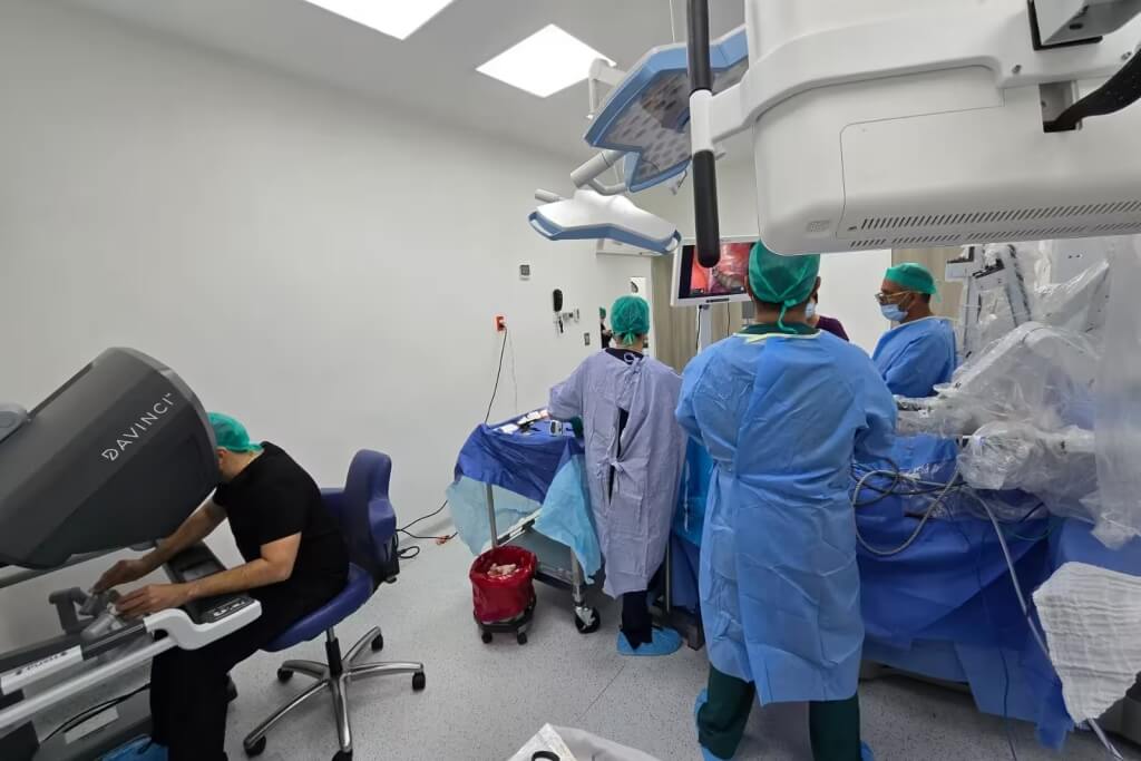 Dr. Gerardo Rea Mendoza Cirujano de Torax